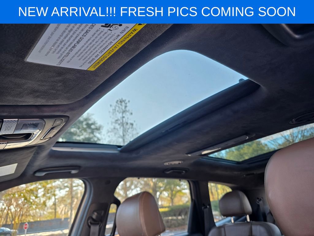 Used 2022 Kia Telluride SX w/ SX Prestige Package image 8