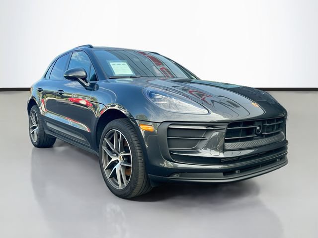 Certified 2024 Porsche Macan AWD/4WD image 7