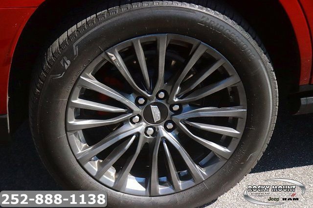 Used 2023 Cadillac Escalade V AWD/4WD image 7