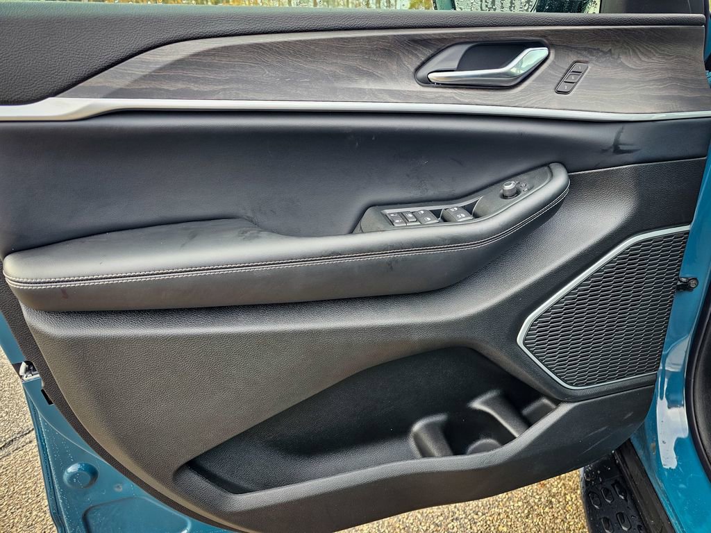 New 2026 Jeep Grand Cherokee Limited image 9