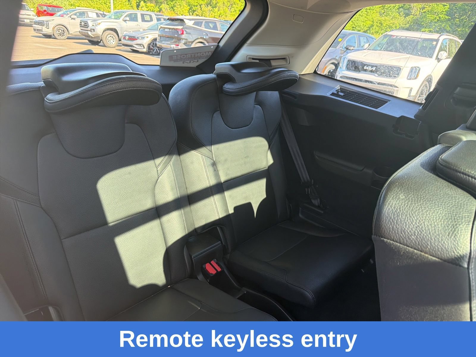 Used 2021 Volvo XC90 T6 Momentum AWD/4WD image 26