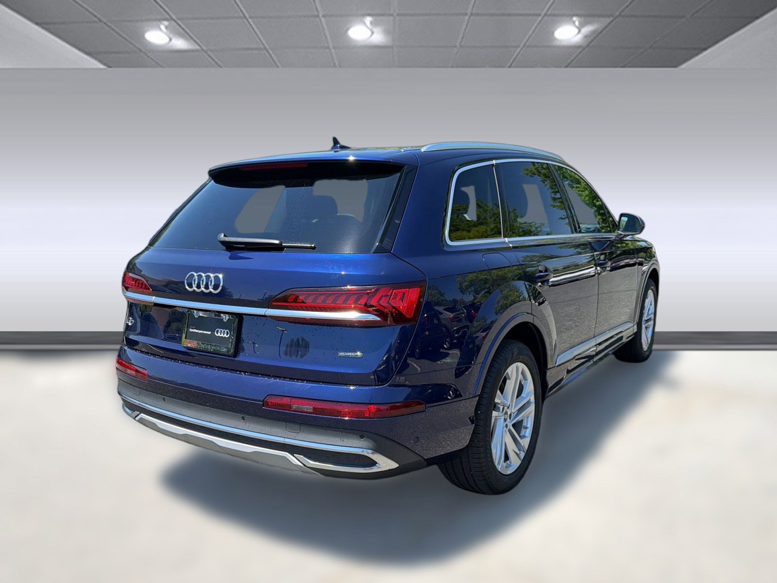 Used 2023 Audi Q7 2.0T Premium w/ Convenience Package AWD/4WD image 9