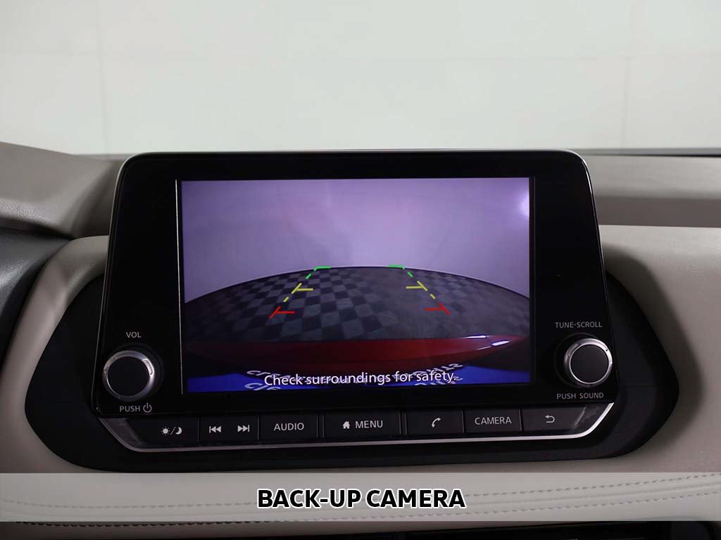 Used 2025 Nissan Rogue SV AWD/4WD image 5