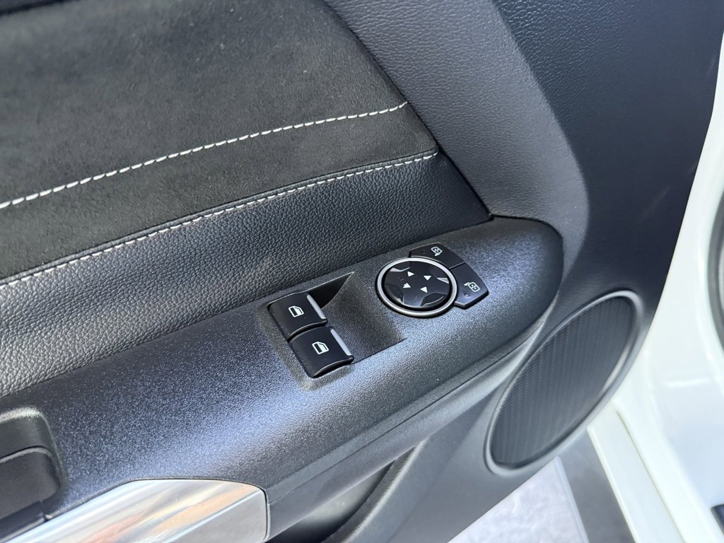 Used 2016 Ford Mustang Shelby GT350 w/ Technology Package image 7