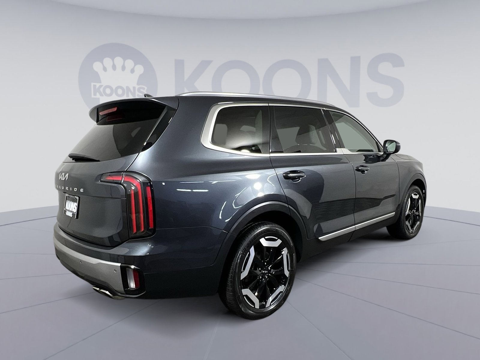 Used 2023 Kia Telluride EX w/ EX Captain's Chair Package FWD image 11