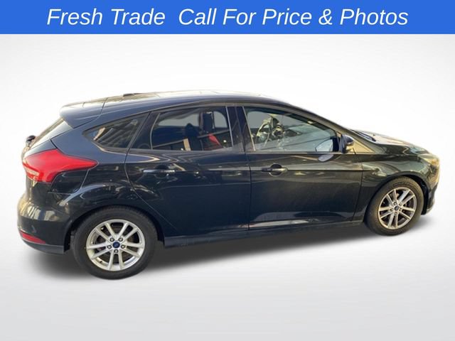 Used 2015 Ford Focus SE FWD image 4
