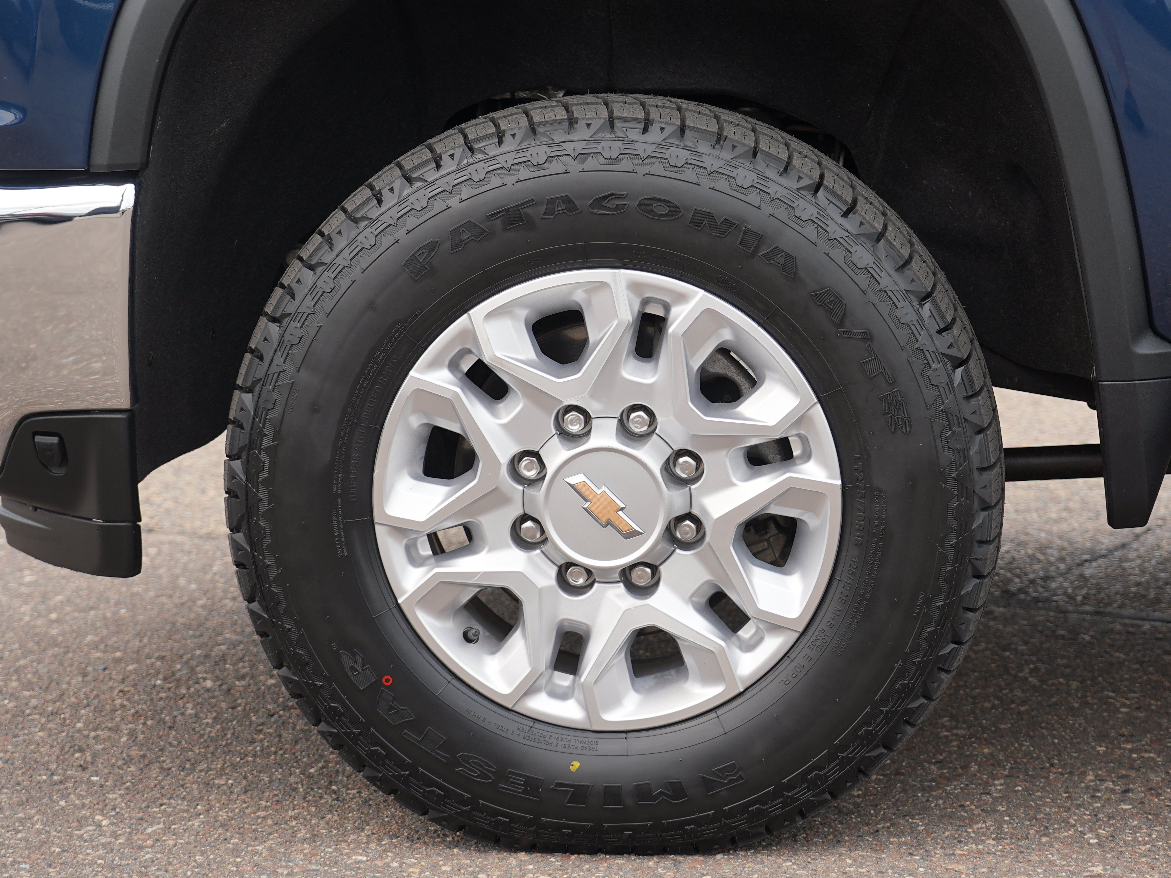 Used 2021 Chevrolet Silverado 3500 LT w/ Convenience Package AWD/4WD image 11