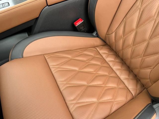 New 2026 Nissan Rogue Platinum image 9