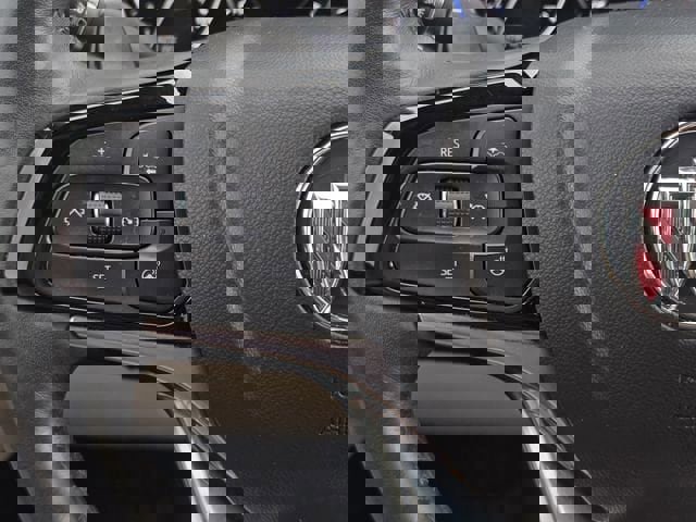 Used 2024 Buick Enclave Avenir w/ Avenir Technology Package image 29