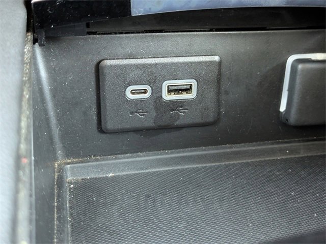 Used 2023 Buick Envision Essence w/ Sport Touring Package image 23