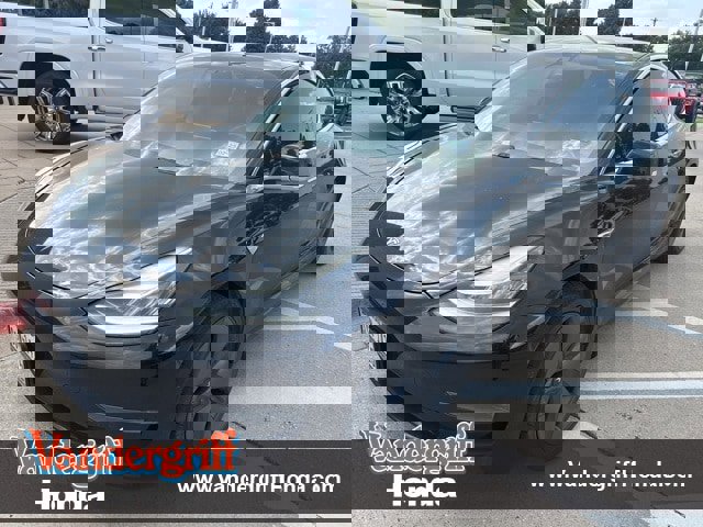 Used 2019 Tesla Model 3 Standard Range Plus