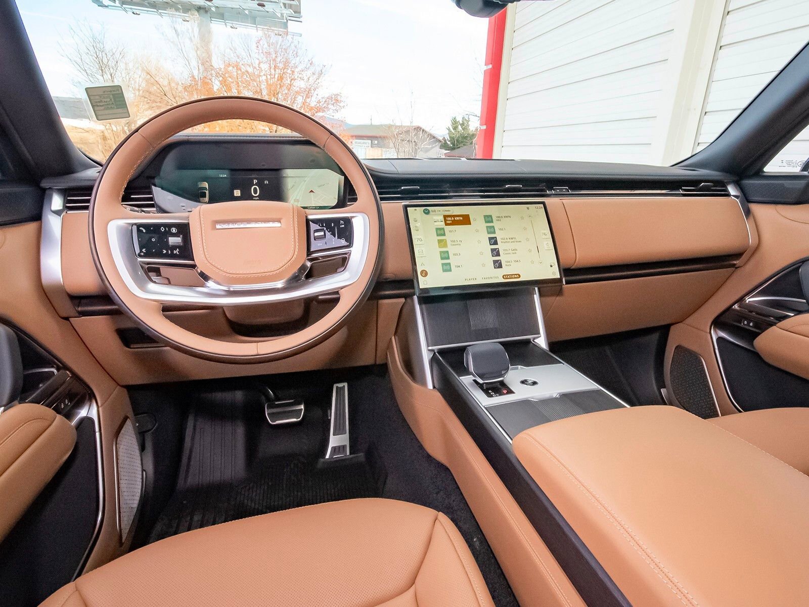 New 2025 Land Rover Range Rover Autobiography image 38