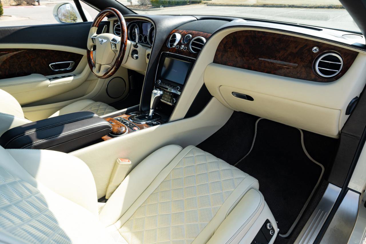 Used 2017 Bentley Continental GT image 39