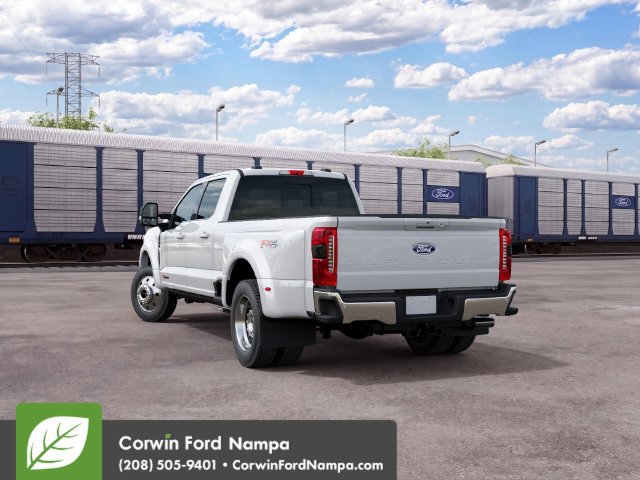 New 2027 Ford F450 Lariat w/ Lariat Ultimate Package AWD/4WD image 4