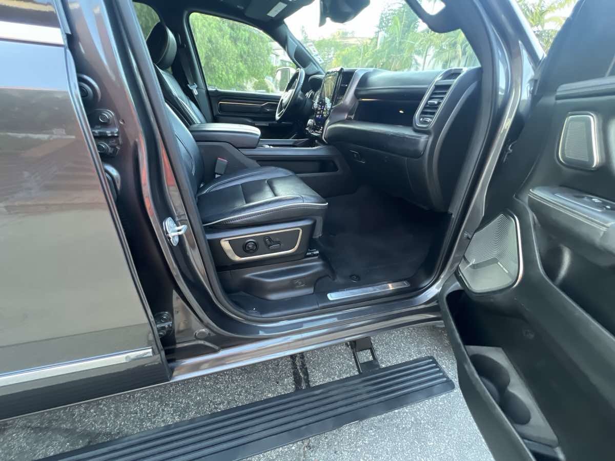 Used 2019 RAM 1500 Limited AWD/4WD image 26