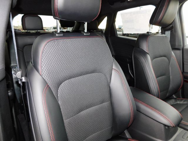New 2026 Ford Escape ST-Line AWD/4WD image 19