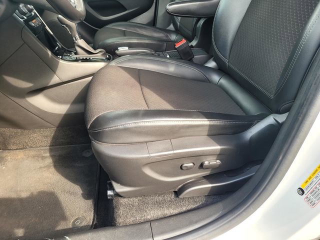 Used 2019 Buick Encore Preferred image 14