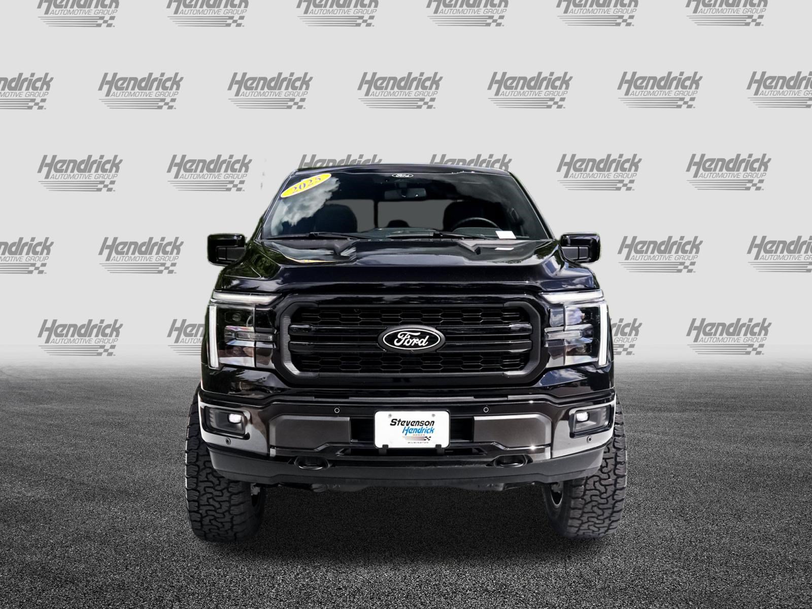 Used 2025 Ford F150 Lariat AWD/4WD image 3