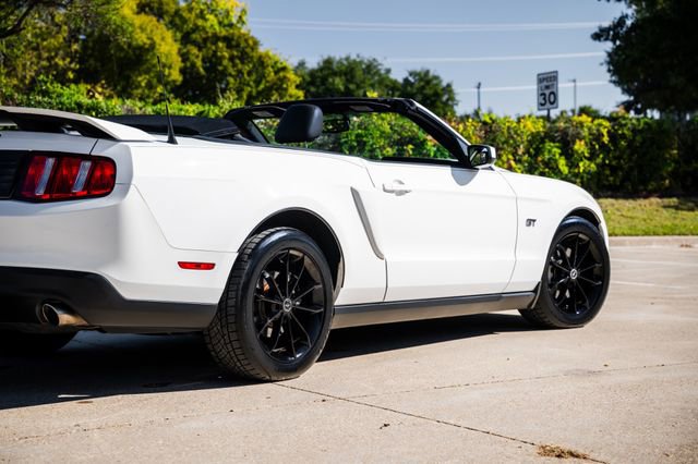 Used 2010 Ford Mustang GT Premium image 51
