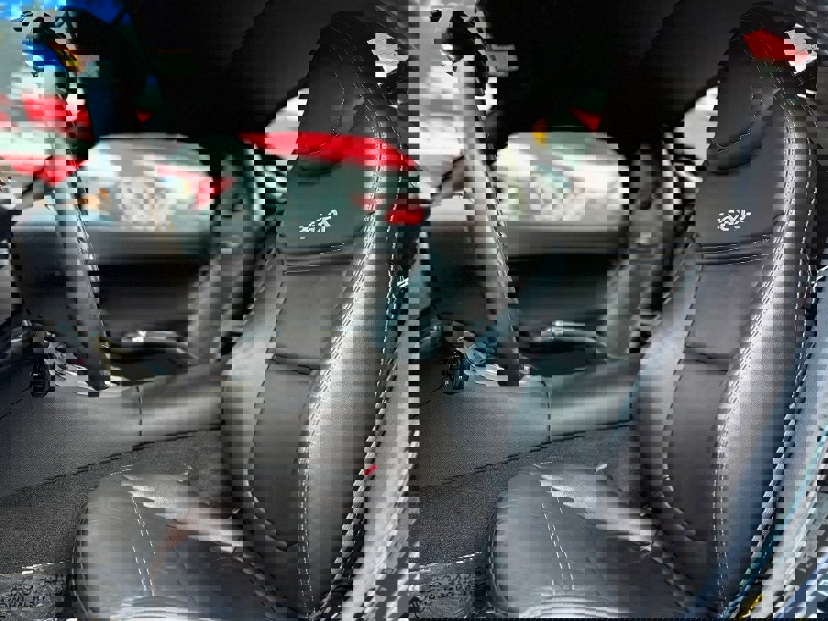 Used 2008 Pontiac Solstice GXP image 15