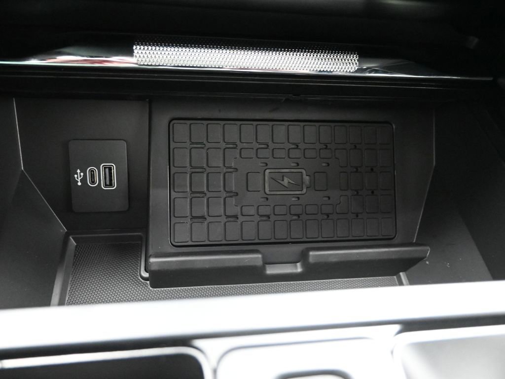 New 2025 Ford F150 Platinum w/ Equipment Group 702A High AWD/4WD image 29