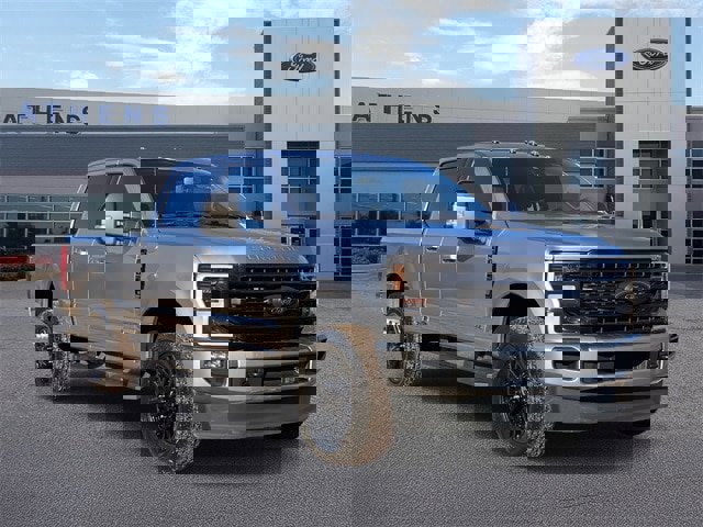 Used 2022 Ford F250 Lariat w/ Black Appearance Package image 36