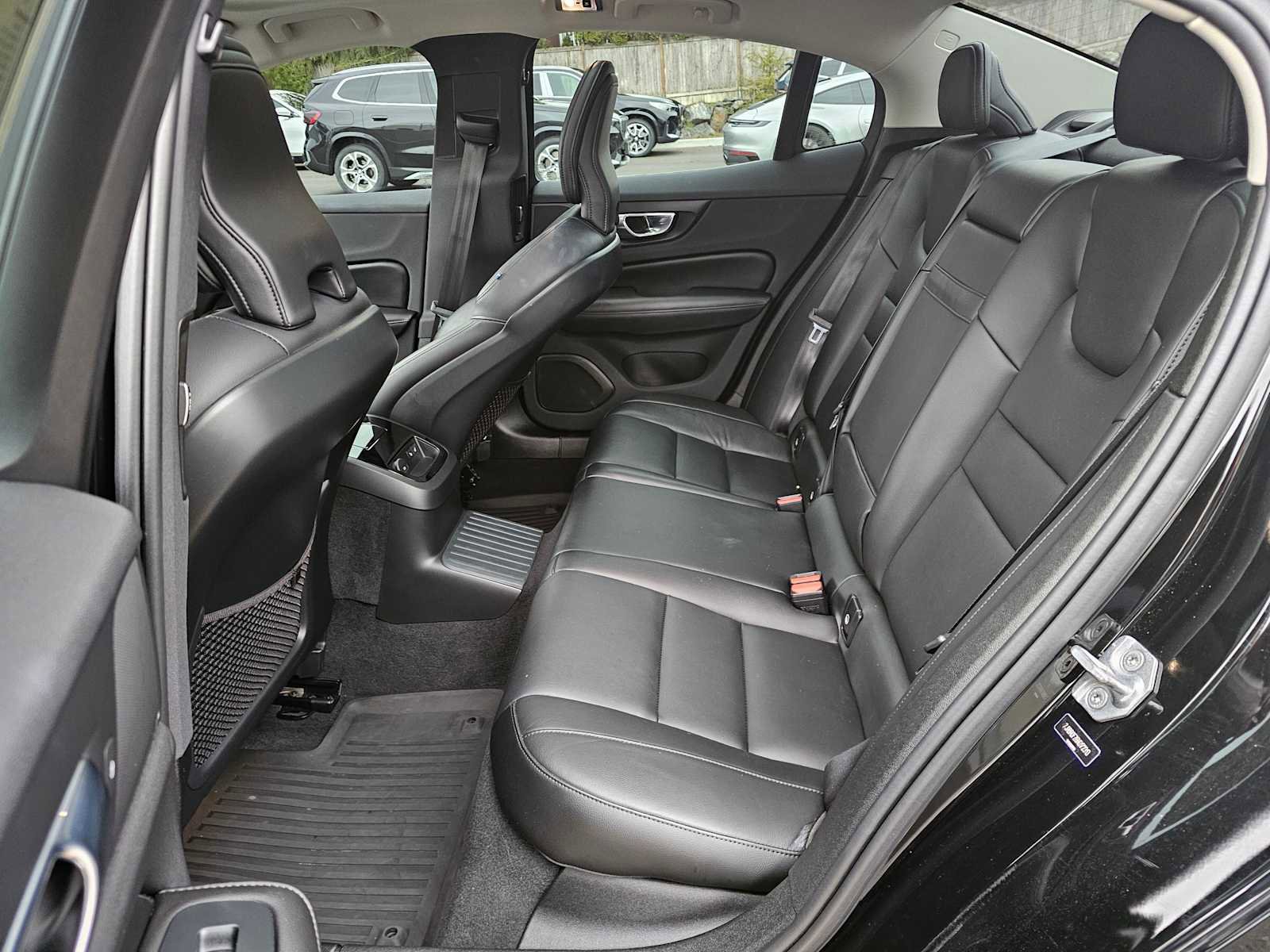 Used 2022 Volvo S60 T8 R-Design Expression w/ Advanced Package image 16