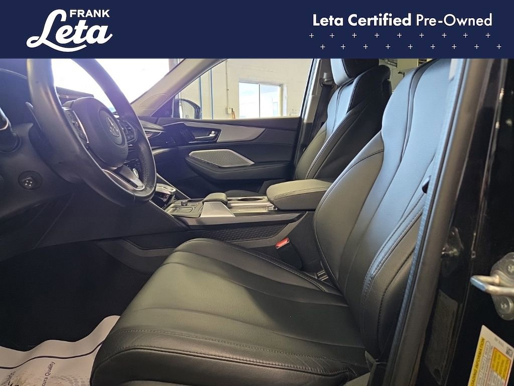 Used 2023 Acura MDX SH-AWD image 13