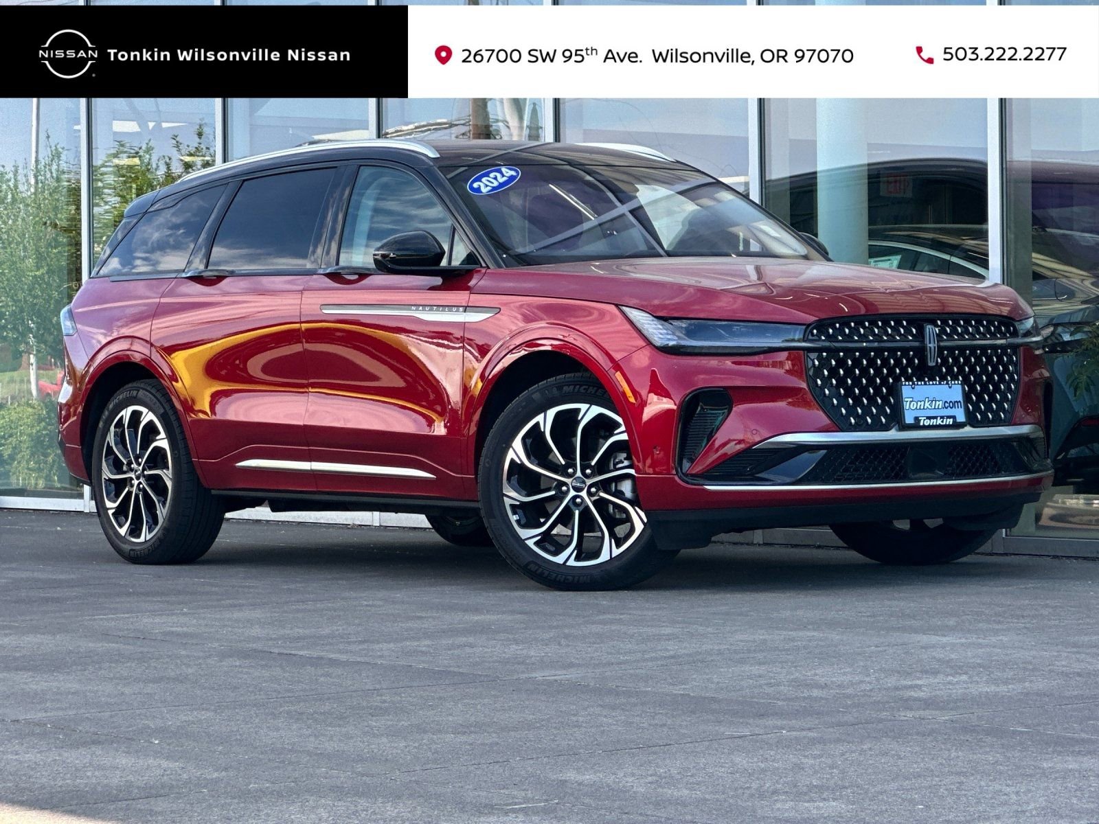 Used 2024 Lincoln Nautilus Reserve AWD/4WD image 1