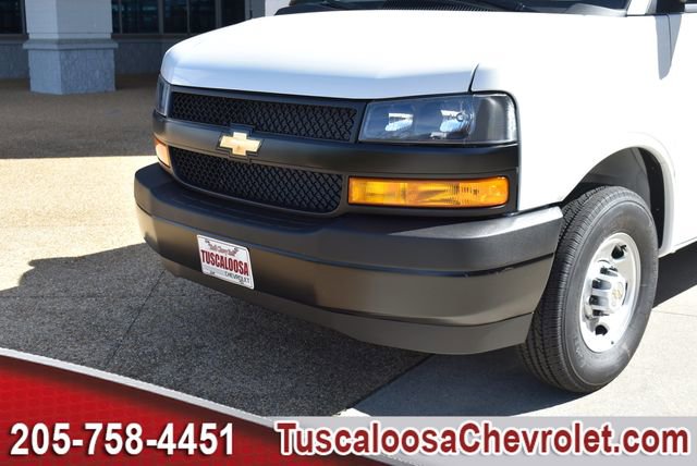 New 2025 Chevrolet Express 2500 Work Van w/ Driver Convenience Package image 27