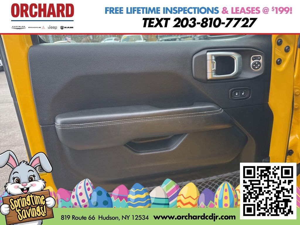 Used 2019 Jeep Wrangler Unlimited Sahara w/ Dual Top Group AWD/4WD image 22