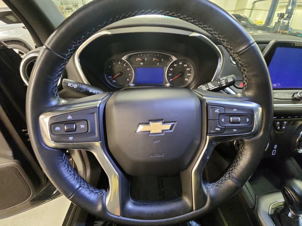 Used 2019 Chevrolet Blazer LT AWD/4WD image 16