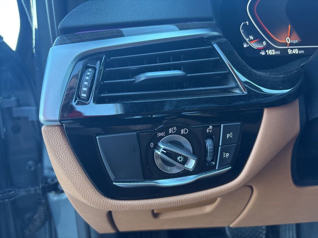 Used 2022 BMW 540i xDrive image 14