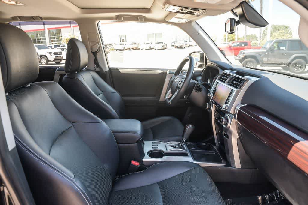 Used 2022 Toyota 4Runner Limited RWD image 16