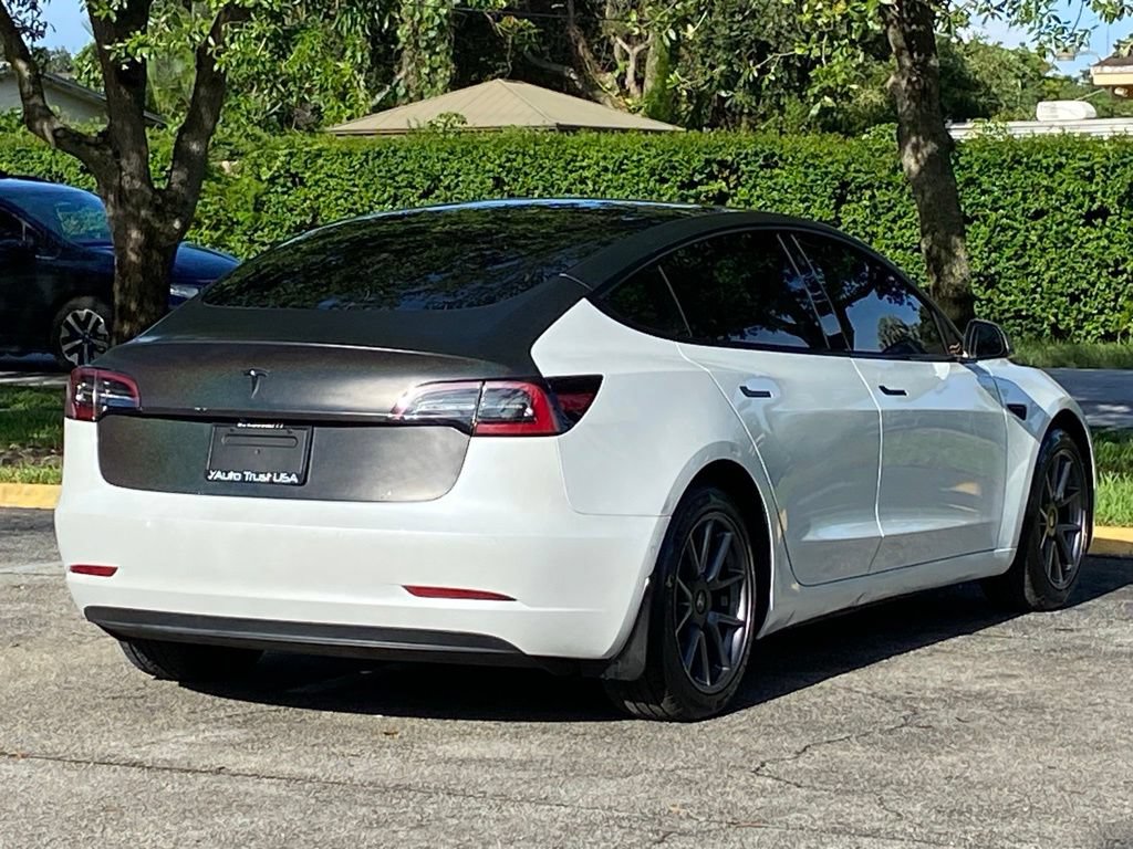 Used 2021 Tesla Model 3 Standard Range Plus RWD image 11