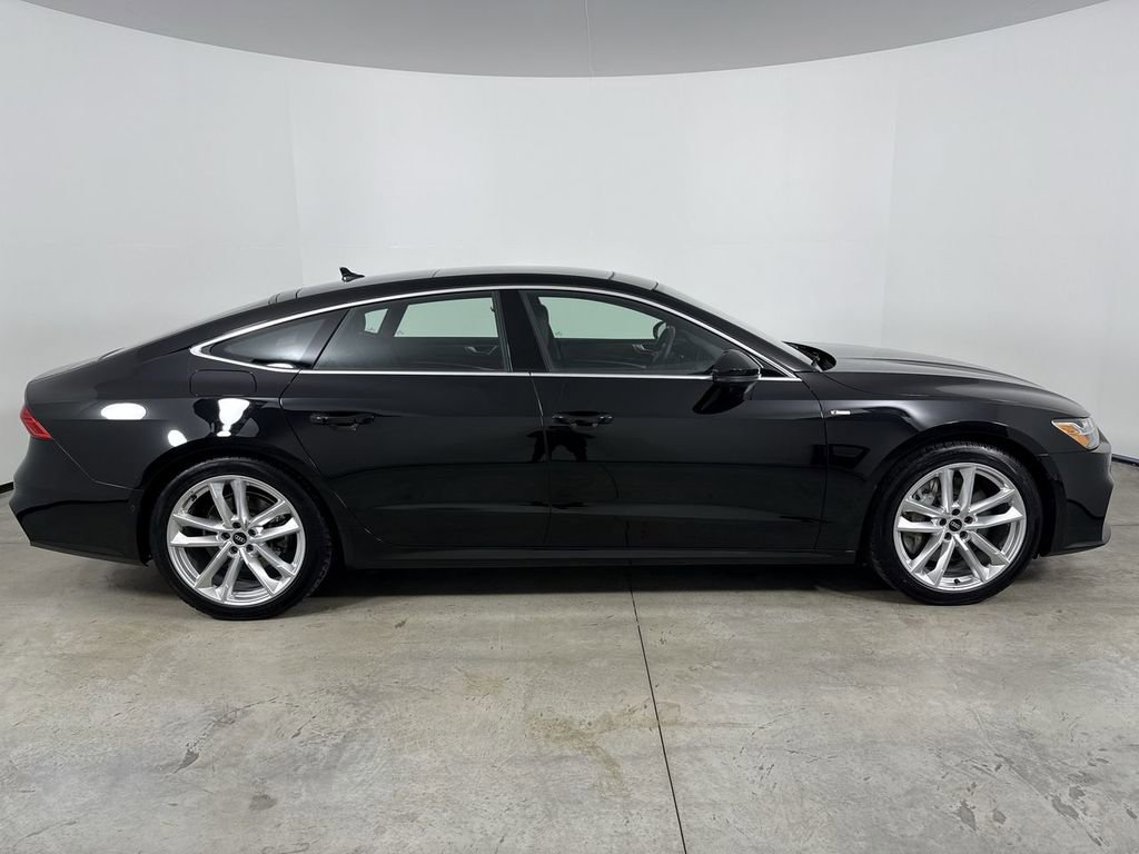 Used 2021 Audi A7 e Premium Plus w/ Interior Protection Package image 8