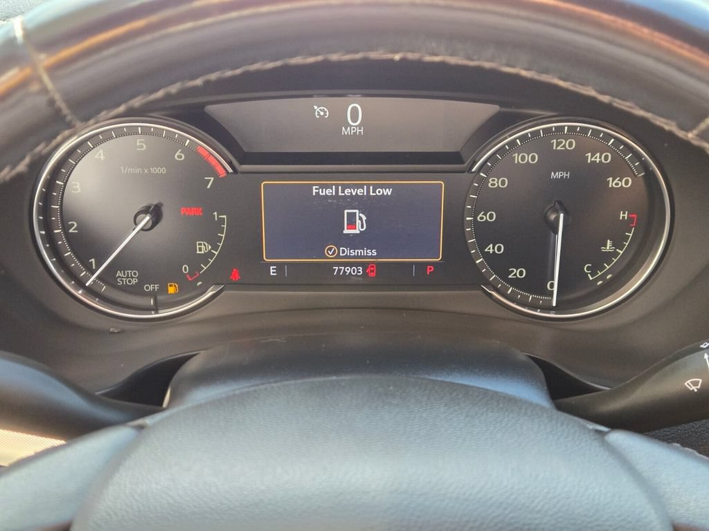 Used 2022 Cadillac XT4 Premium Luxury w/ Safety Alert Package FWD image 23