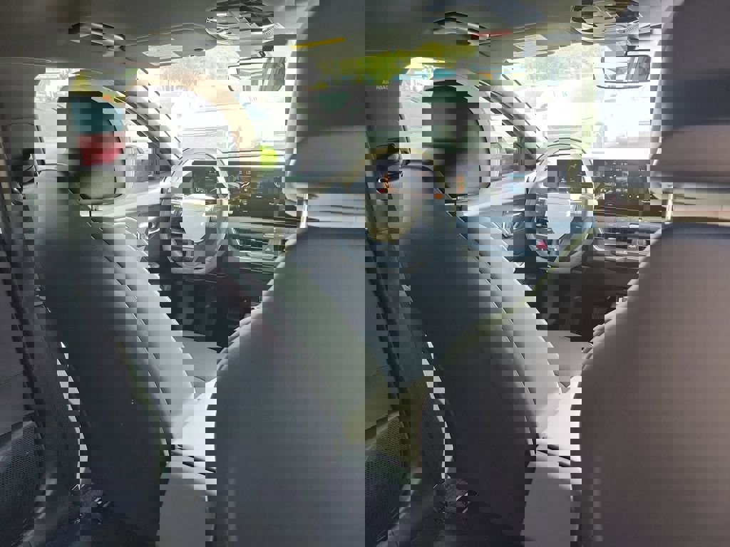 New 2026 Kia K4 GT-Line image 13