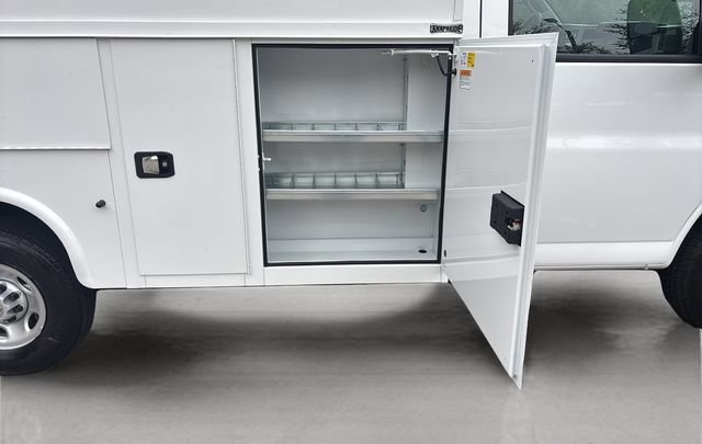 New 2025 Chevrolet Express 3500 w/ Power Convenience Package RWD image 20