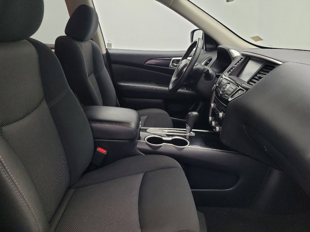 Used 2020 Nissan Pathfinder SV FWD image 21
