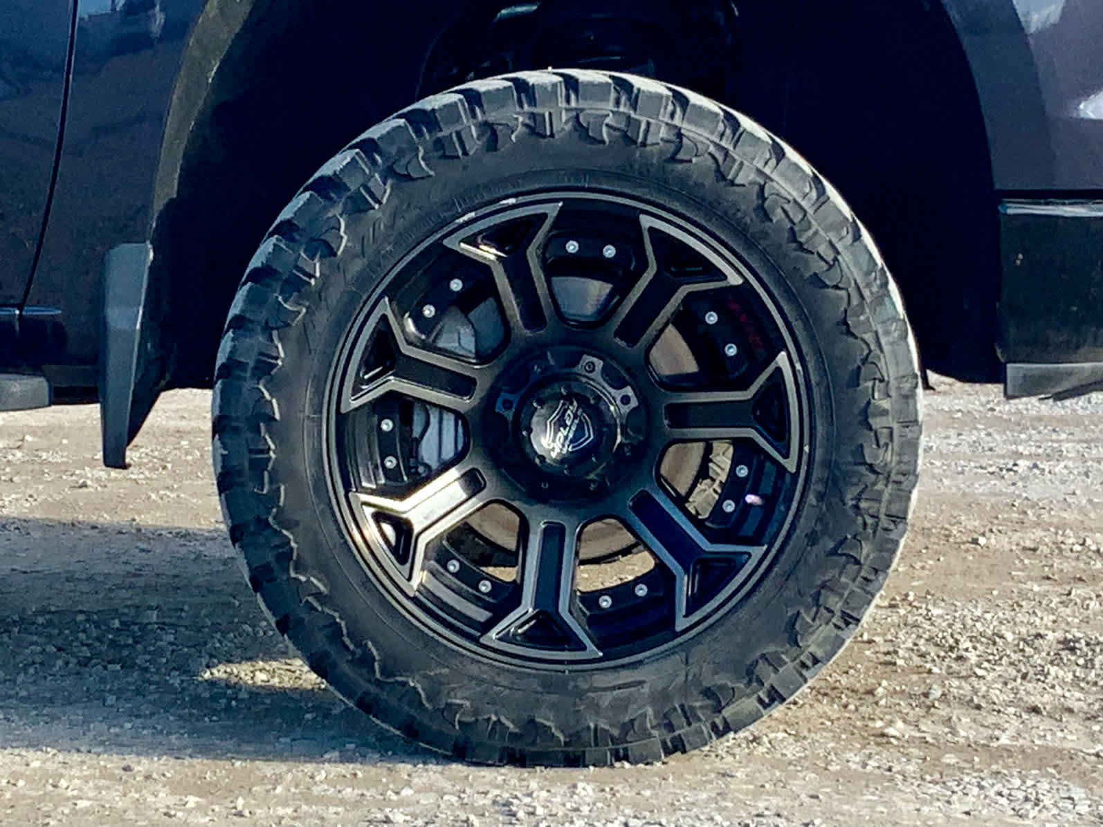 Used 2022 Chevrolet Silverado 1500 LT Trail Boss w/ LT Trail Boss Premium Package image 18