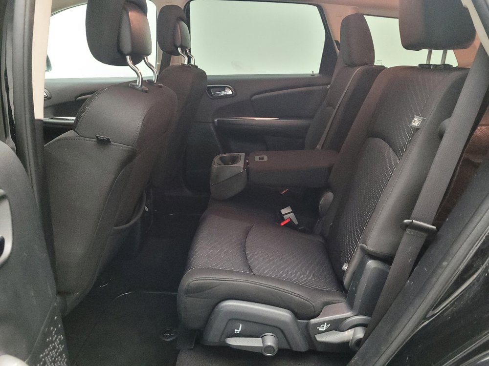 Used 2017 Dodge Journey SE w/ Flexible Seating Group image 18