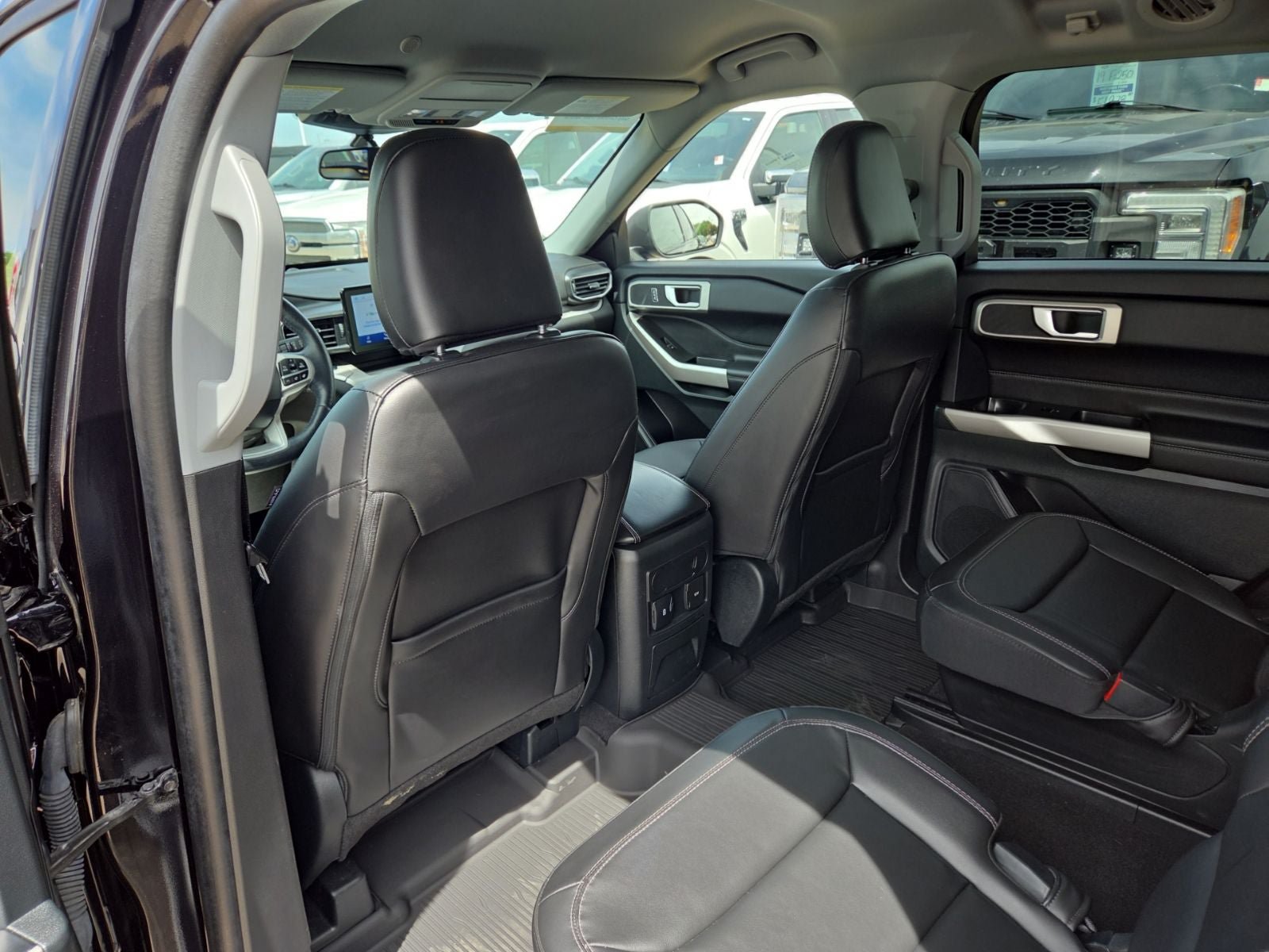 Certified 2023 Ford Explorer XLT w/ Equipment Group 202A AWD/4WD image 46