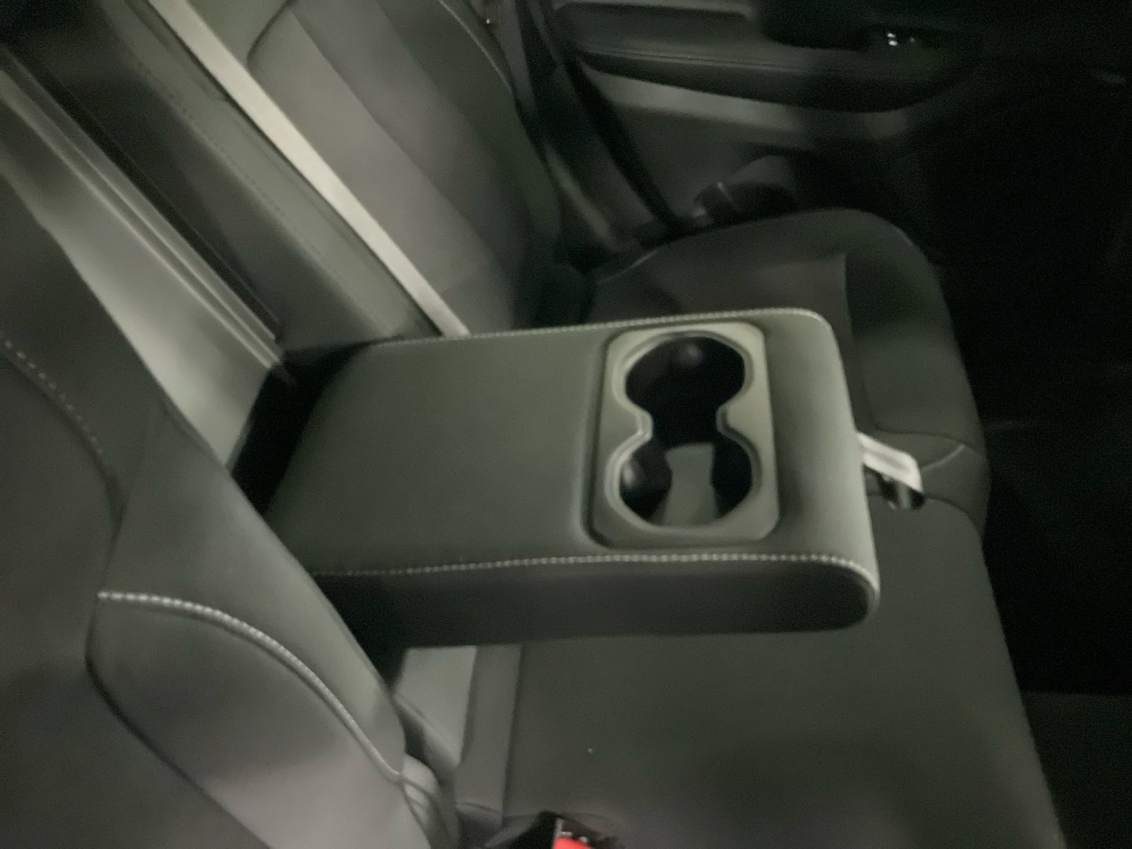 Used 2025 Jeep Grand Cherokee Laredo w/ Luxury Tech Group I image 21