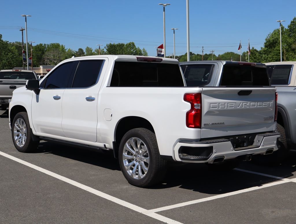 Used 2021 Chevrolet Silverado 1500 High Country w/ Technology Package image 3