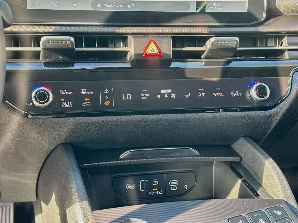 Certified 2026 Kia Sportage SX Prestige AWD/4WD image 16