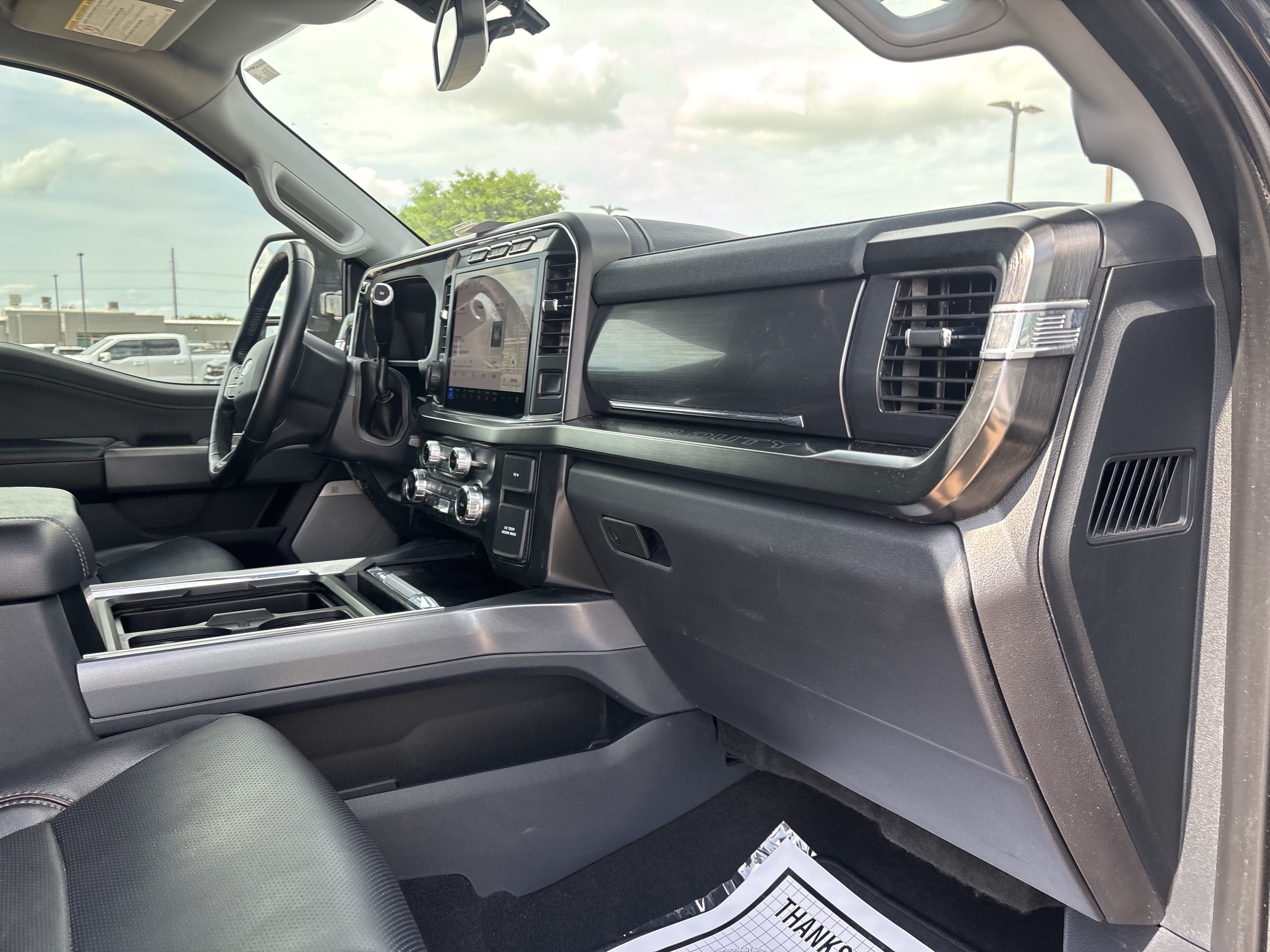 Certified 2024 Ford F250 Lariat w/ Lariat Ultimate Package AWD/4WD image 25