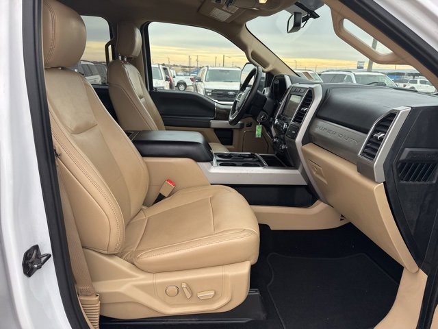 Used 2019 Ford F250 Lariat w/ Chrome Package image 12