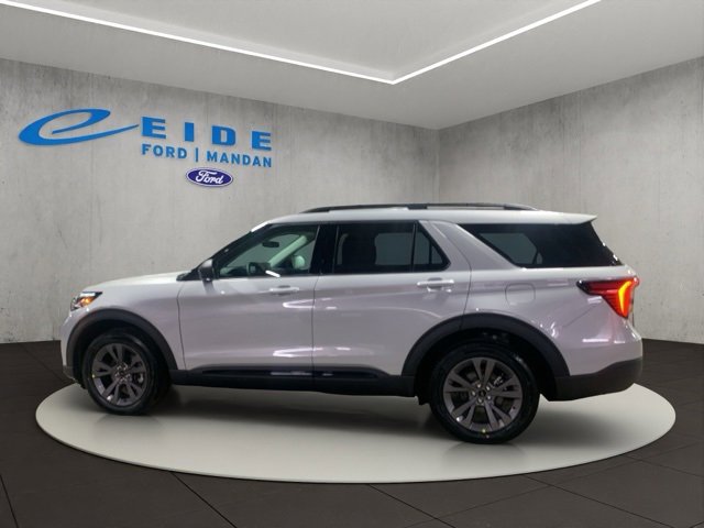 New 2026 Ford Explorer Active image 3