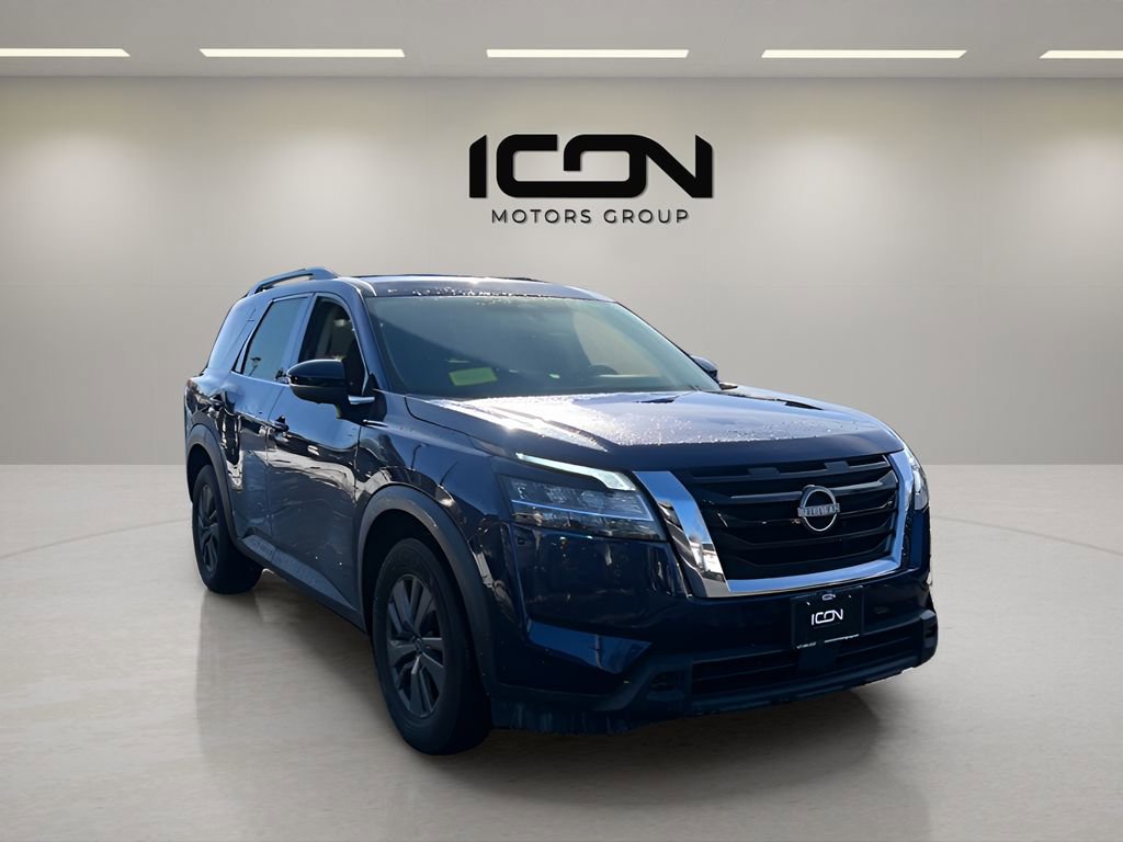 Used 2022 Nissan Pathfinder SV image 7